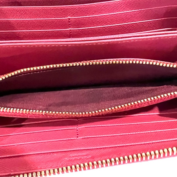 Prada Saffiano Continental Wallet - Picture 3 of 6